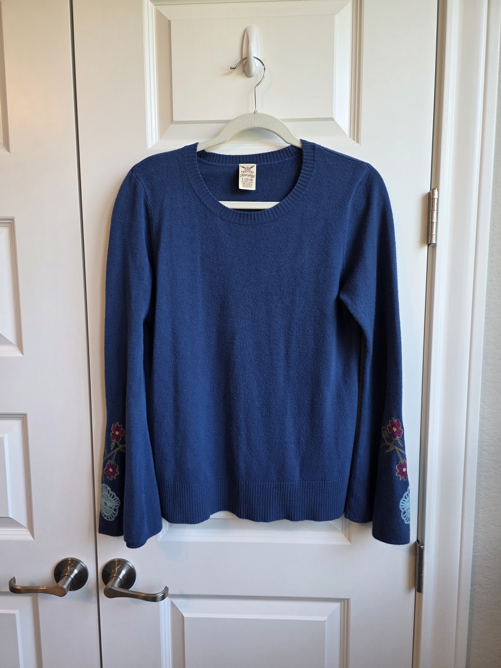 Faded Glory L Blue Bell Sleeve Sweater Floral Embroidered Boho Top
